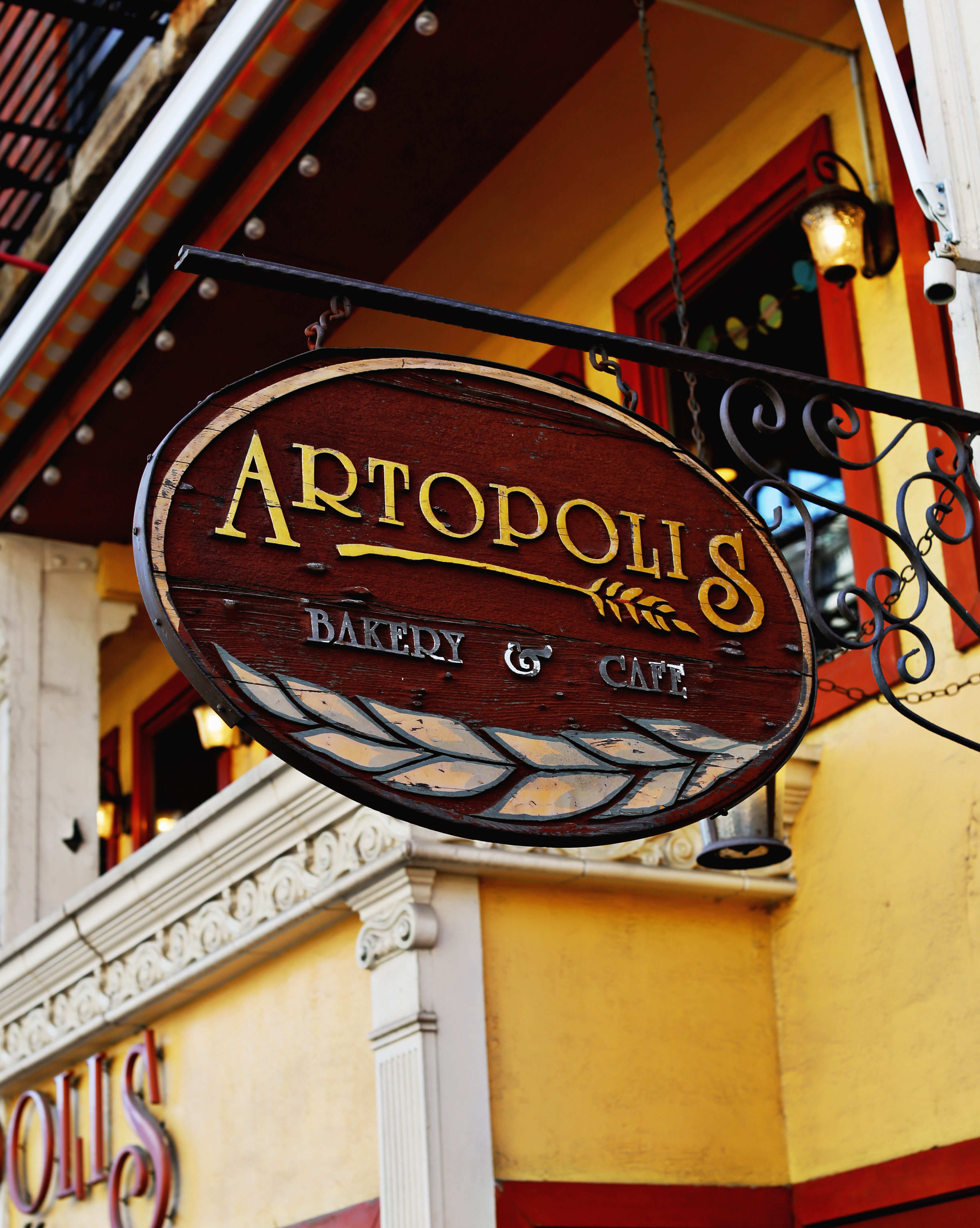 Artopolis Sign | Greektown Chicago